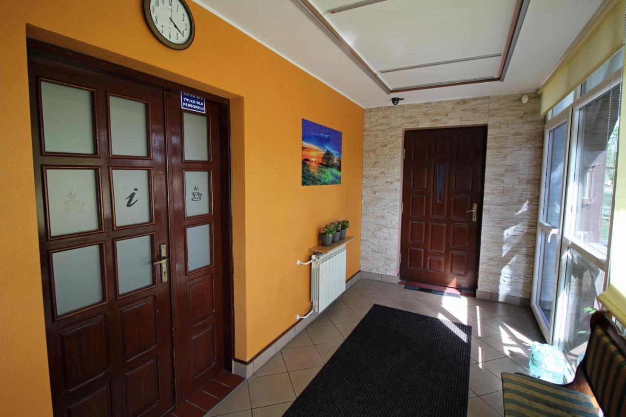 Bar Malwa Motel Aleksandrów Łódzki Buitenkant foto