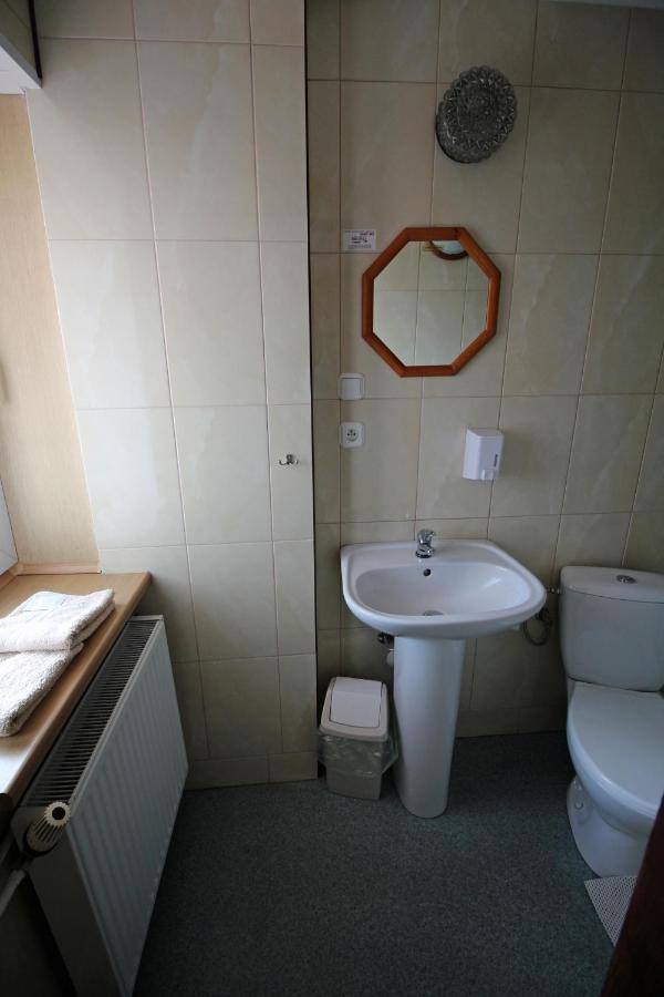 Bar Malwa Motel Aleksandrów Łódzki Buitenkant foto