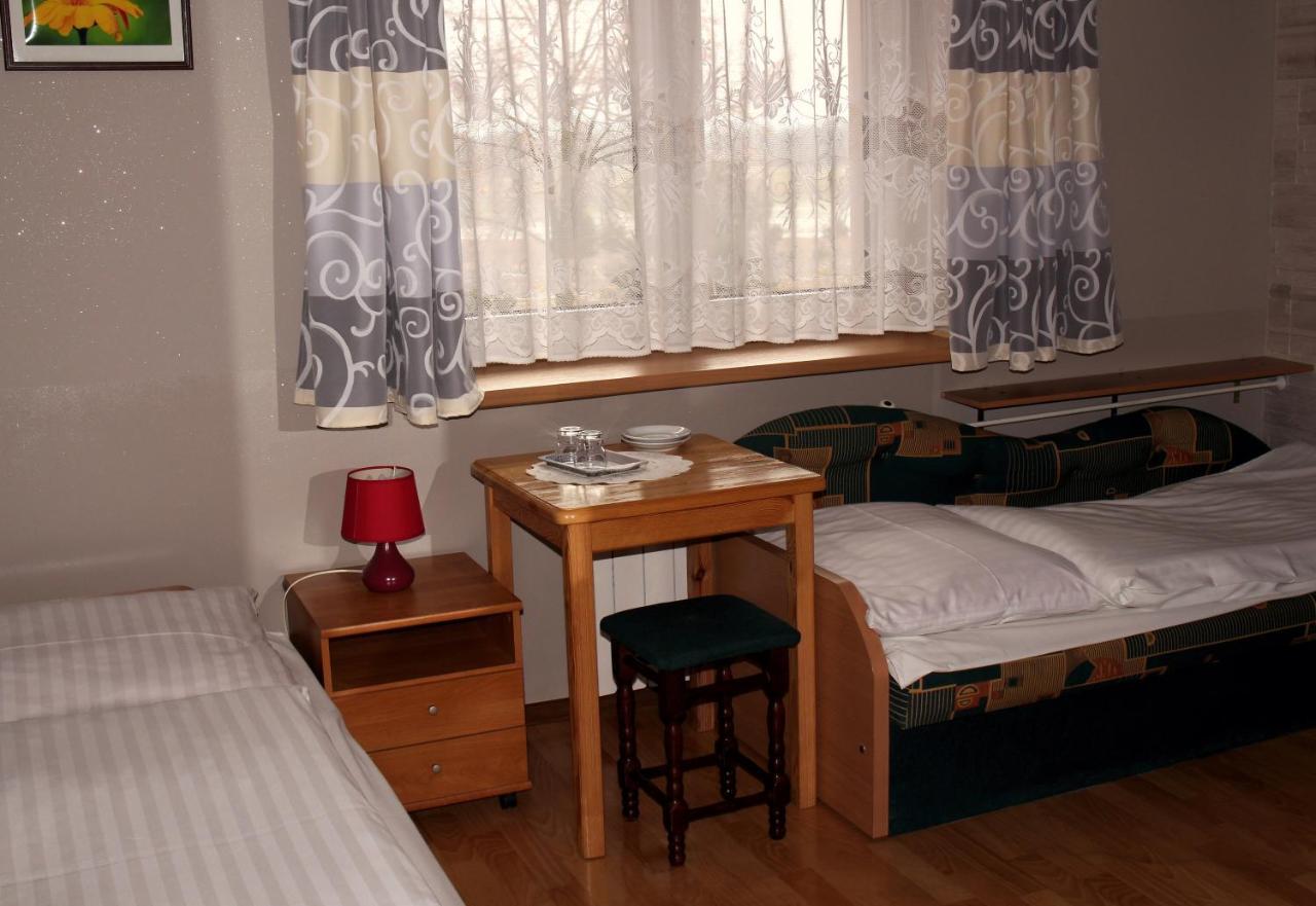 Bar Malwa Motel Aleksandrów Łódzki Buitenkant foto